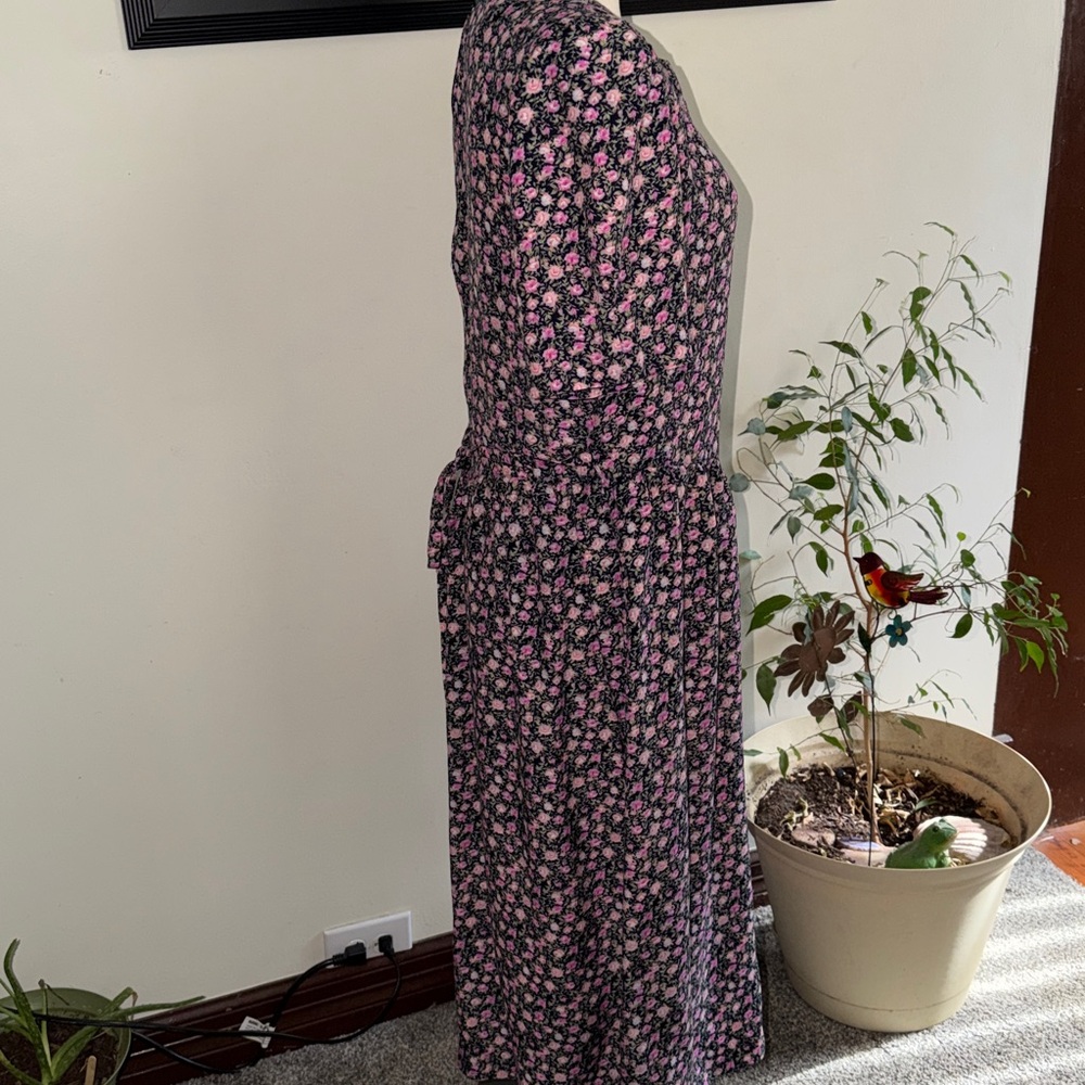 1989’s Karin Stevens Black Midi Dress with Pink Floral Print size 14 - Picture 4 of 11
